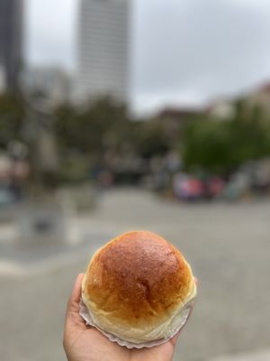 Good Mong Kok Bakery by null
