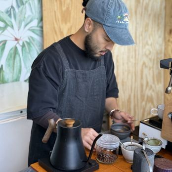 Kokoro No Coffee - Peaceful mornings with Curtis - Coffee Roasteries Near Me - Los Angeles, California