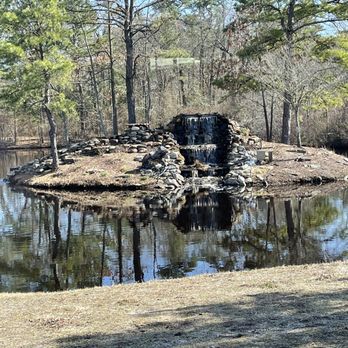 Illiano Cucina - Lovely view of the fountain and pond from our table - Mediterranean Near Me - Medford, New Jersey