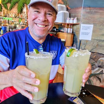 Roberto's Cafe - Cheers  to happy hour Margaritas - Mexican Near Me - Mammoth Lakes, California