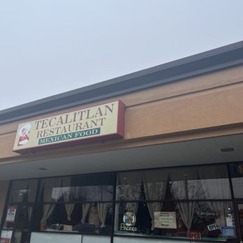 Tecalitlan Restaurant - Store Front - Mexican Near Me - Rochelle, Illinois