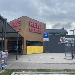 REWE Center - Eingang
