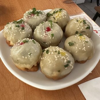 Sang-Ji Fried Bao - Pan fried dumplings - truffle and regular - Dumplings Near Me - Toronto, Ontario Sang-Ji Fried Bao - Pan fried dumplings - truffle and regular - Dumplings Near Me - Toronto, Ontario