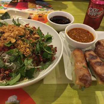 Bistro B - Vietnamese Near Me - Dallas, Texas