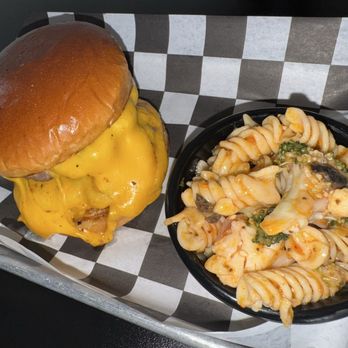 Troy's Sandwiches - Troy Burger - Sandwiches Near Me - Waterloo, Iowa