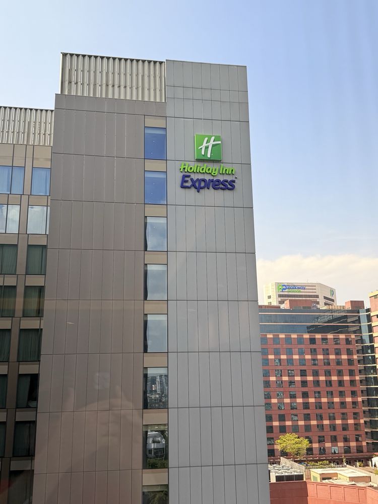 Holiday Inn Express Singapore Katong