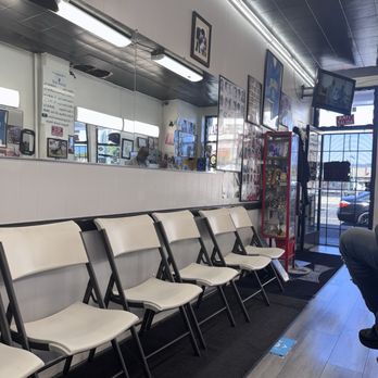 Cedric's Barber Shop - Men's Hair Salons Near Me - Oakland, California Cedric's Barber Shop - Men's Hair Salons Near Me - Oakland, California