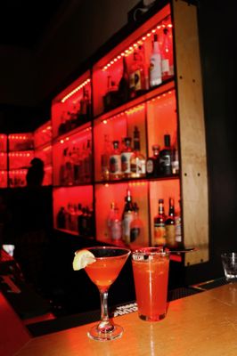 Blondie's Bar by null