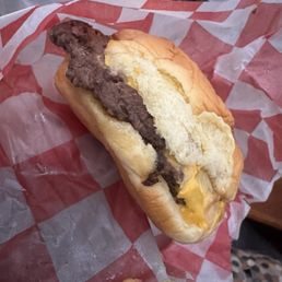 The Cheeseburger; didn't think this was anything special The Cheeseburger; didn't think this was anything special