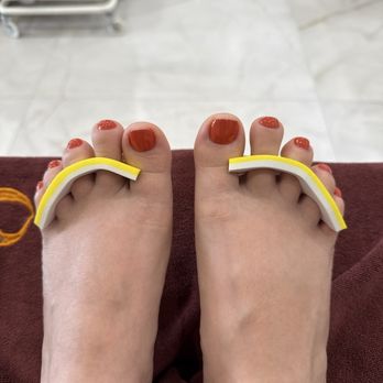 Chloe Nail Lounge - Deluxe Pedicure  Worth it! - Nail Salons Near Me - Orange, California