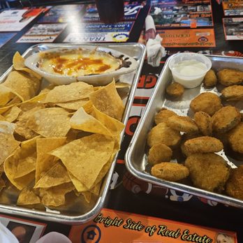 Windy City Grill - Buffalo chicken dip and fried pickles - American Near Me - Maryville, Tennessee