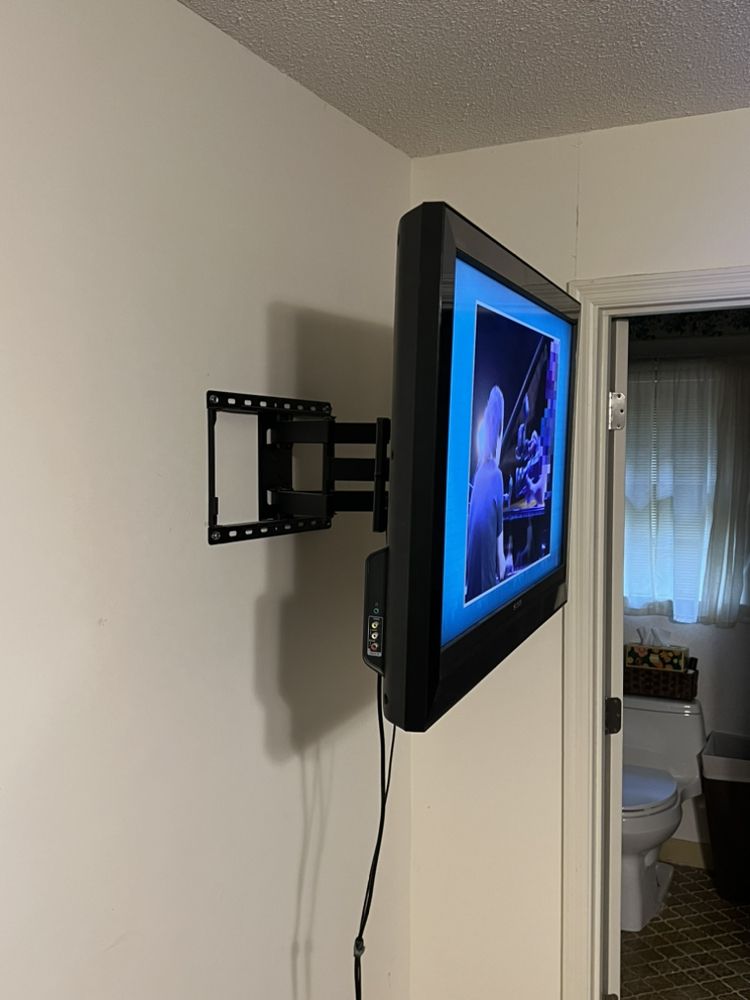 Slide of Aqua Ace Handyman Service