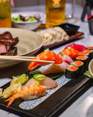 Zutto Japanese American Pub by null