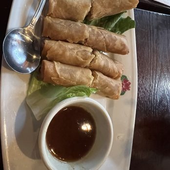 Square Lotus - Egg Rolls - Vietnamese Near Me - Bellevue, Washington Square Lotus - Egg Rolls - Vietnamese Near Me - Bellevue, Washington