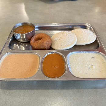 Sri Ananda Bhavan - Idly (2 pcs.) Vada - Indian Near Me - Sunnyvale, California