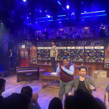 Apollo Theater - Choir of Man - Performing Arts Near Me - Chicago, Illinois