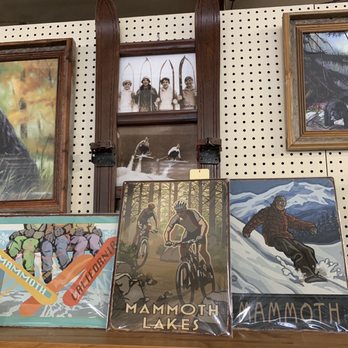 Paramount Furniture - Various wall art - Furniture Stores Near Me - Paramount, California