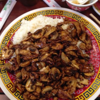 Little Mandarin - Must get mandarin chicken! - Chinese Near Me - San Rafael, California