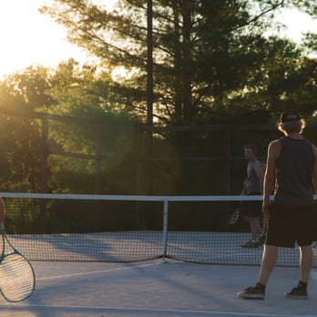 Innsbrook Resort - The tennis courts were adequate.  Not a whole lot more, but certainly adequate. As tennis newbies, we don't need anything more. - Resorts Near Me - Innsbrook, Missouri
