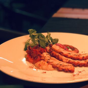 The Best 10 Restaurants Near Hotel Chateau Laurier Quebec In Quebec Qc Yelp