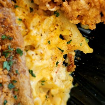 Cuzzo's Cuisine - Fried fish and shrimp and lobster mac - American Near Me - Charlotte, North Carolina