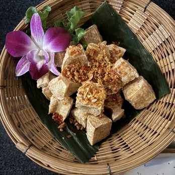 Valla Table - Crispy tofu Really good appetizer - Thai Near Me - New York, New York Valla Table - Crispy tofu Really good appetizer - Thai Near Me - New York, New York