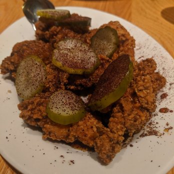 Nightingale - Buttermilk fried chicken, spiced maple syrup, sumac, pickles - Live/Raw Food Near Me - Vancouver, British Columbia