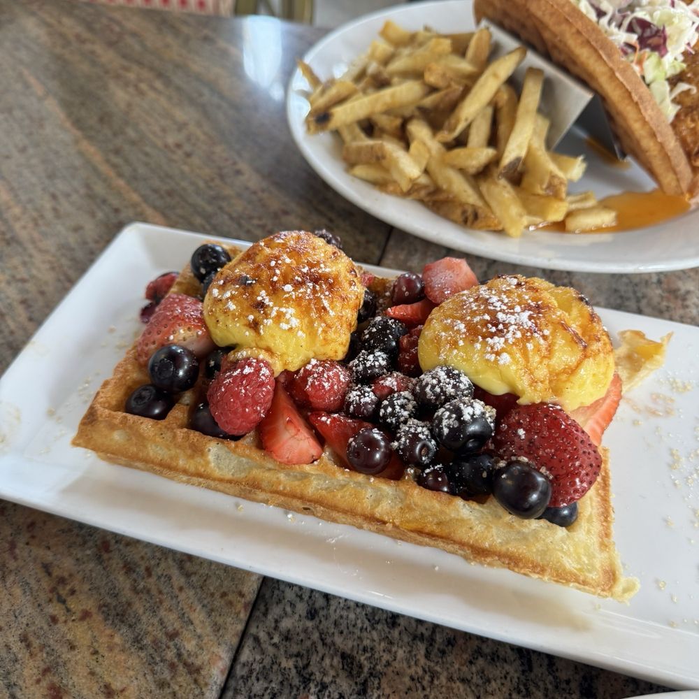 Si Bon - Mango Stuffed Belgian Waffle - Belgian Near Me - Rancho Mirage, California Si Bon - Mango Stuffed Belgian Waffle - Belgian Near Me - Rancho Mirage, California