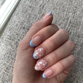 Royal Nails - Nail Salons Near Me - Seattle, Washington