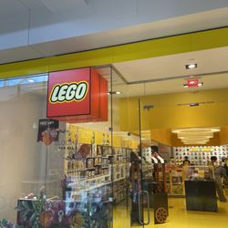Lego Store - LEGO.