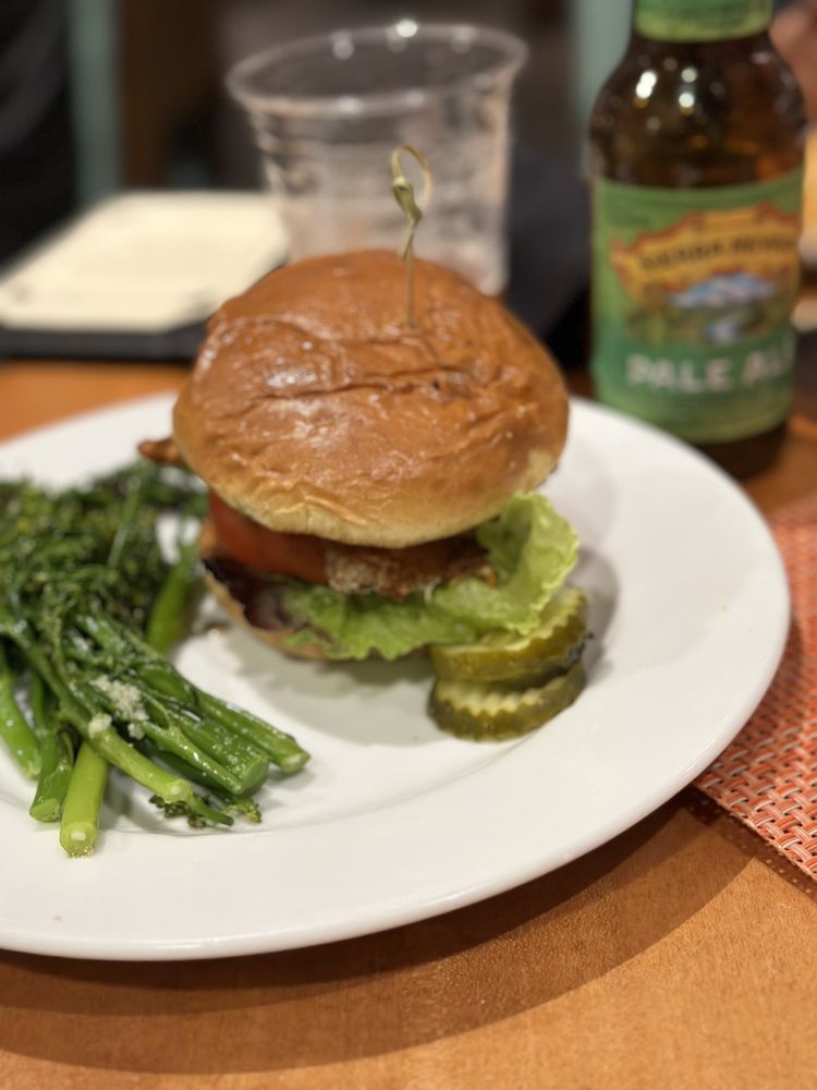 COASTAL GRILL & BAR Updated September 2024 35 Photos & 25 Reviews