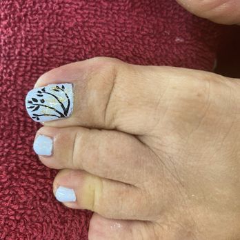 JP Nails & Spa - Like the color different then I usually get, but it looks nice and Mary always does such an amazing job thank you Mary - Nail Salons Near Me - Long Beach, California