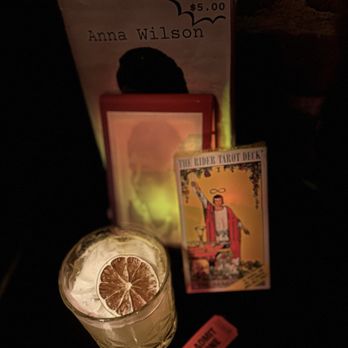 Anna's Place - Speakeasies Near Me - Omaha, Nebraska