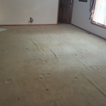 Above All Flooring - Family room before - Flooring Near Me - Prior Lake, Minnesota