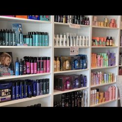 Lux Image Salon - Retail area