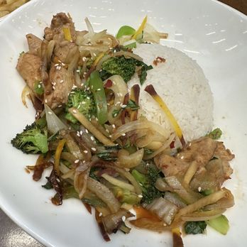 Bistro on the Bow - Jasmine Rice Bowl (chicken) - Canadian (New) Near Me - Calgary, Alberta