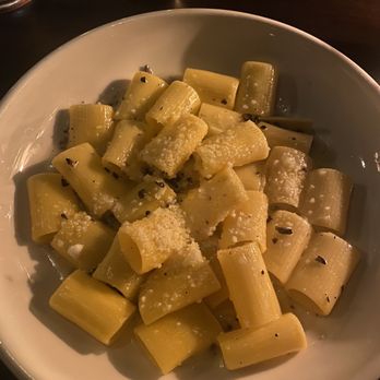 Gilt Bar - Cacio e Pepe - New American Near Me - Chicago, Illinois