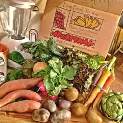 Farm Fresh To You - LA Area - Fresh organic veggies & fruit delivered to me! Love it!