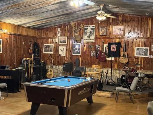 Hill Country BBQ by null