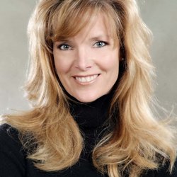 Kelly Nichols - RE/MAX Professionals