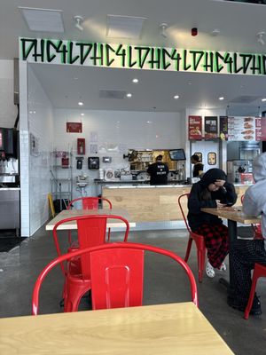 Dave's Hot Chicken by null