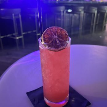 The Robinson Cocktail Lounge - Dancing Queen - Cocktail Bars Near Me - Orlando, Florida The Robinson Cocktail Lounge - Dancing Queen - Cocktail Bars Near Me - Orlando, Florida