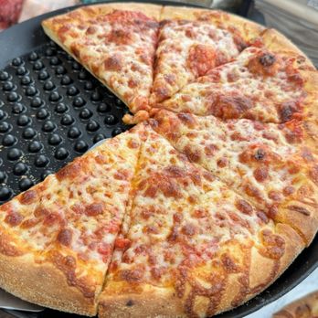 Left Coast Pizza - Small cheese - Pizza Near Me - Dayton, Nevada
