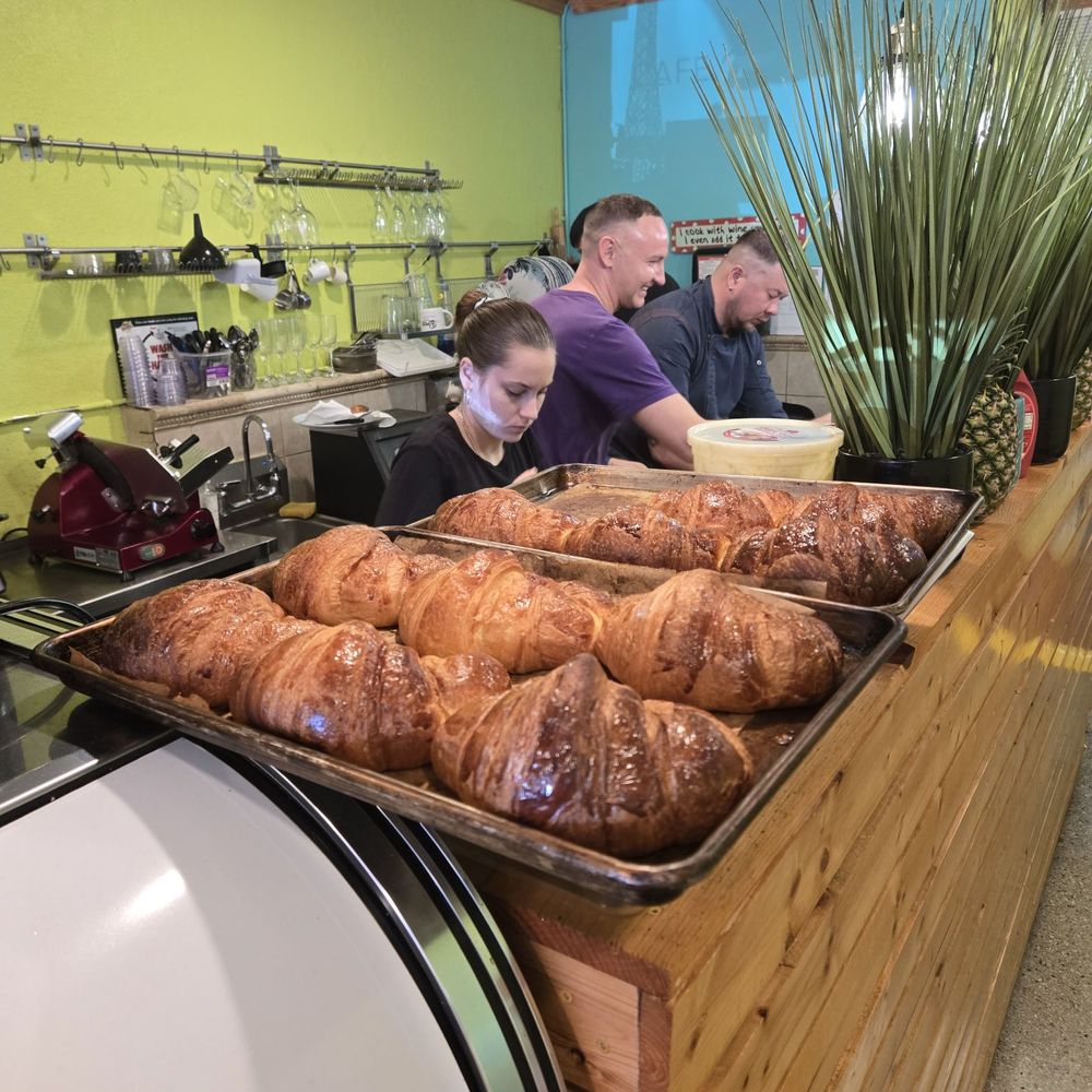 Cafe Brie - Amazing crossiants - Sandwiches Near Me - Pompano Beach, Florida