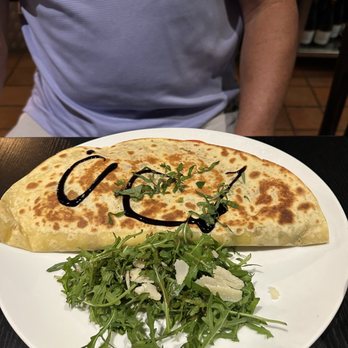 Spezia Piadina & Co - Pollo Piadina. With balsamic glaze drizzle. - Italian Near Me - Paris, 75 Spezia Piadina & Co - Pollo Piadina. With balsamic glaze drizzle. - Italian Near Me - Paris, 75