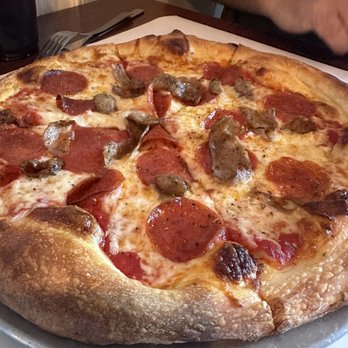 Amano - Sausage and pepperoni pizza - Pizza Near Me - Las Vegas, Nevada Amano - Sausage and pepperoni pizza - Pizza Near Me - Las Vegas, Nevada