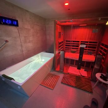 Solivana Wellness Lab - Fire and Ice room - Alternative Medicine Near Me - Redwood City, California Solivana Wellness Lab - Fire and Ice room - Alternative Medicine Near Me - Redwood City, California
