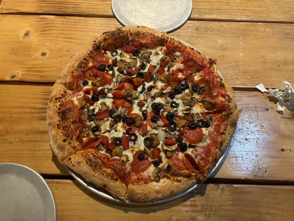 Red Pepper Pizzeria & Pasta - Carnation Logo