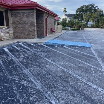 Pizza Hut - Outside - Pizza Near Me - Kissimmee, Florida Pizza Hut - Outside - Pizza Near Me - Kissimmee, Florida