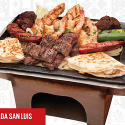 Los Cucos Mexican Cafe - Bryan - Parillada San Luis